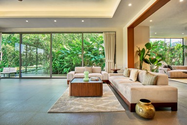 Khandala Lonavala, Maharashtra, India  Video  21 Photos Price $2,197,950 USD ₹20,00,00,000 Bedrooms 6 Bathrooms 6 Full 3 Partial Exterior 0.3892 Acre(s) 1,575 m²